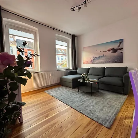 Top 2 Zimmer Altbauwohnung In Kiel Mitte 24-7 Check In Exterior foto