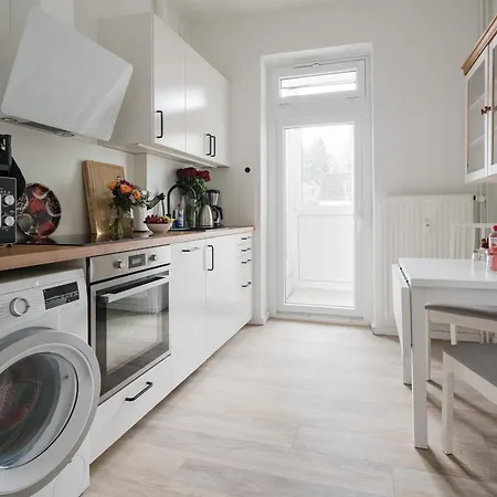 Top 2 Zimmer Altbauwohnung In Kiel Mitte 24-7 Check In Exterior foto
