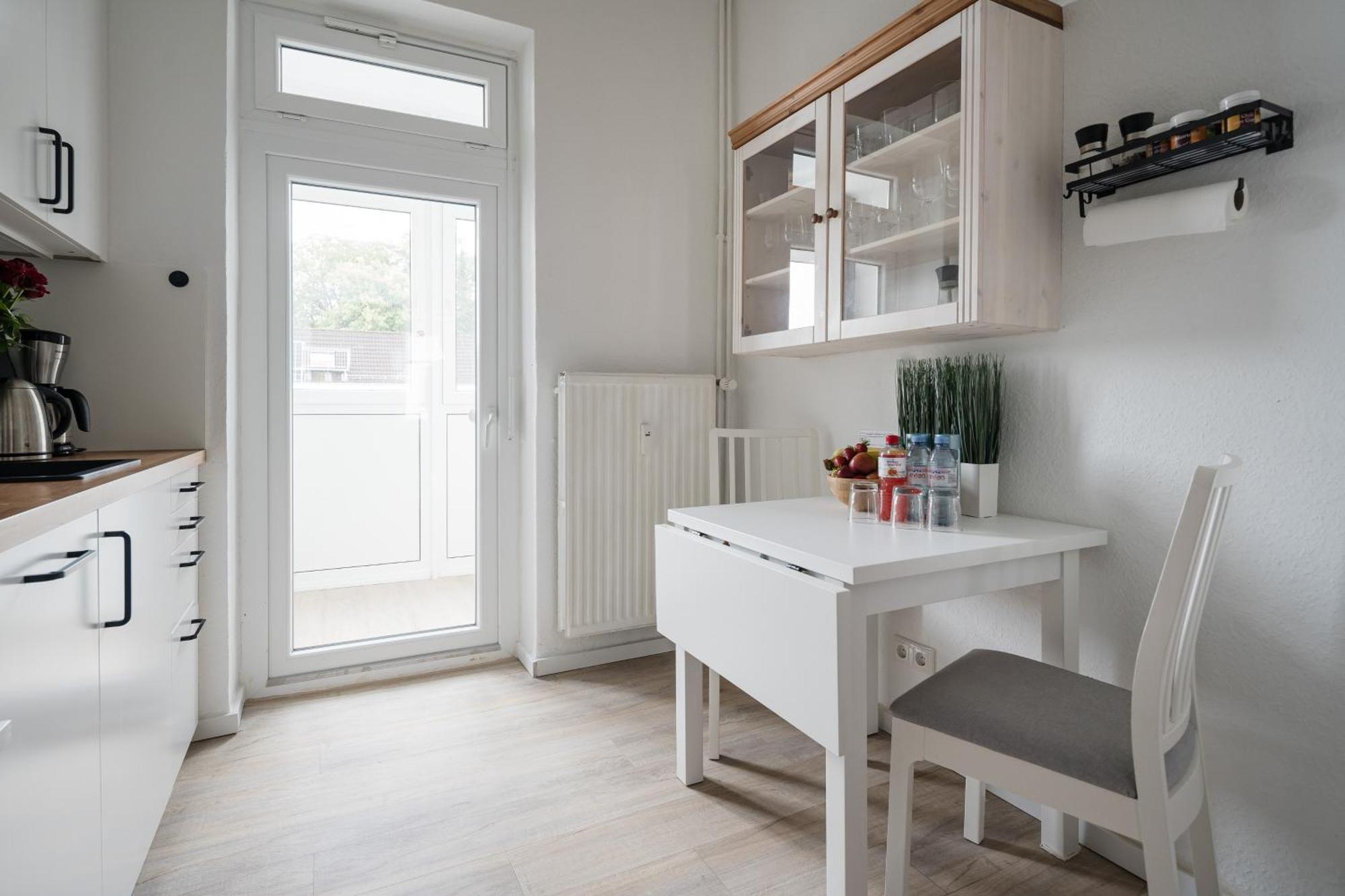 2 Altbauwohnung In Mitte 24-7 Check In *