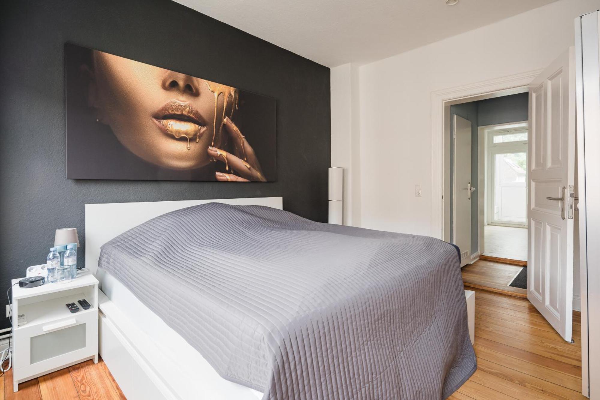 2 Altbauwohnung In Mitte 24-7 Check In Apartment Kiel