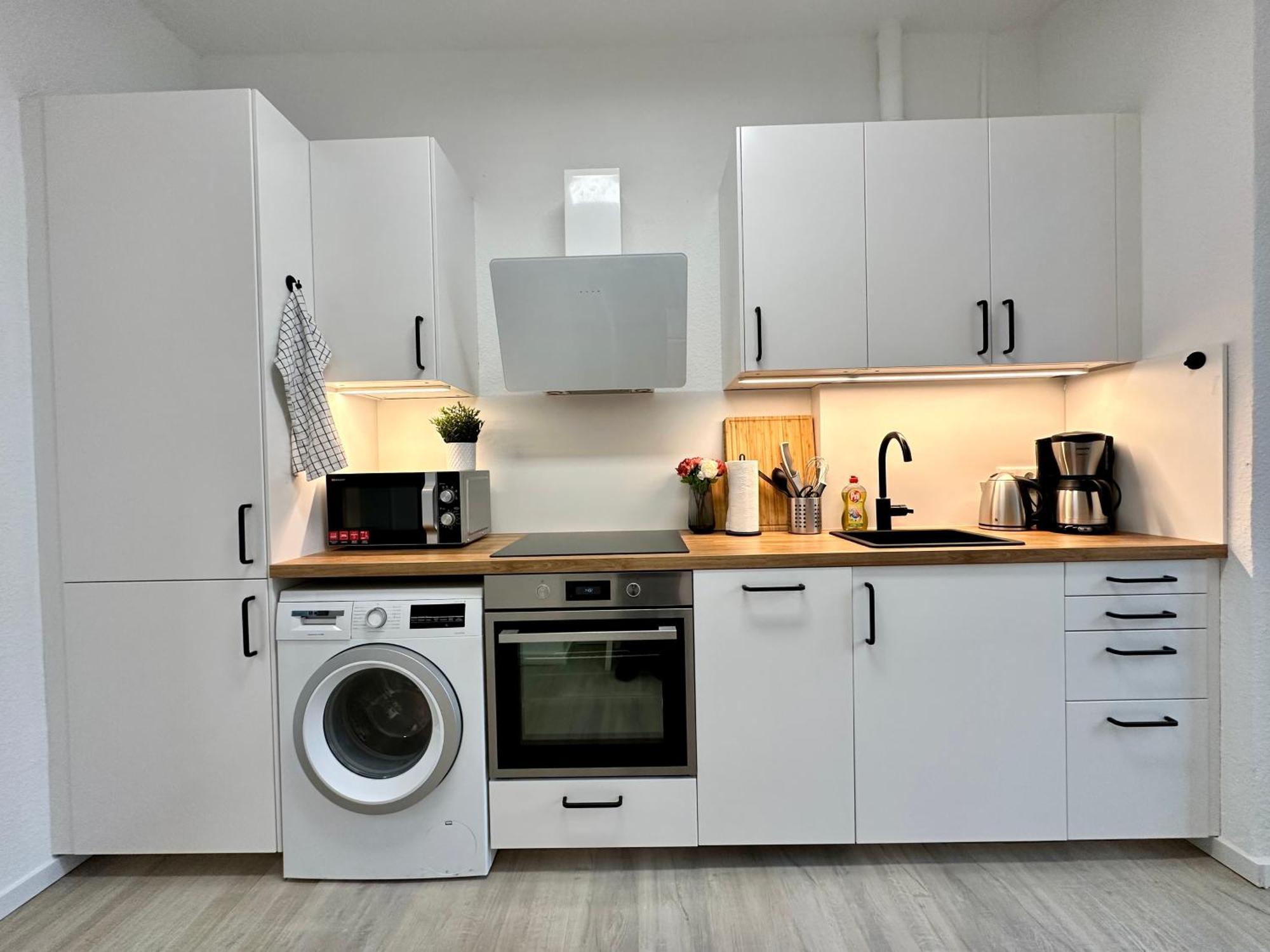 2 Altbauwohnung In Mitte 24-7 Check In *