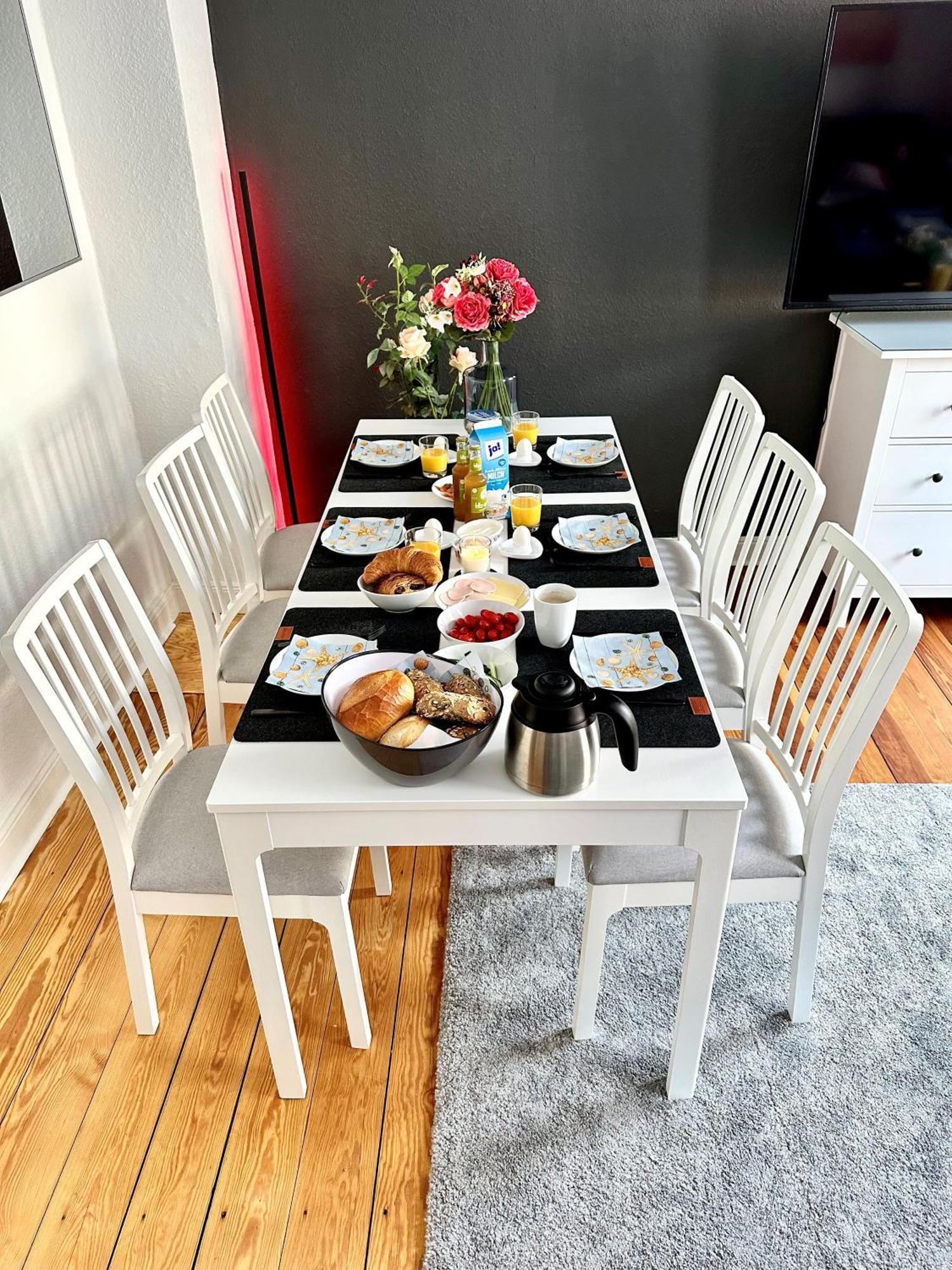2 Altbauwohnung In Mitte 24-7 Check In Apartment *